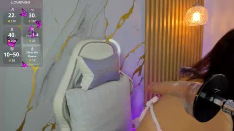 Alissa owens online show from 12-18-25, 10:10