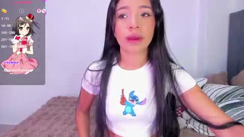 Snapshot of alissarose_1 chatting on 06-10-26, 11:24 alissarose_1 online show from 06-10-26, 11:24