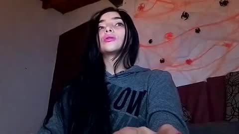 Alisson369  online show from 10-28-25, 09:57