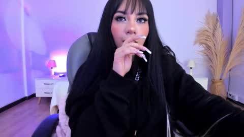 alisson__cortez online show from 10-21-25, 04:57