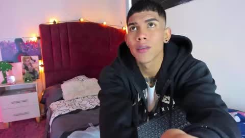 Aliandjho  online show from 10-15-25, 07:14