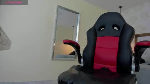 ALISSON online show from 10-24-25, 12:12