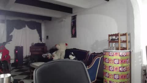 Alix online show from 03-06-25, 02:09