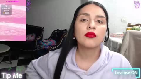 Alix online show from 06-11-26, 03:15