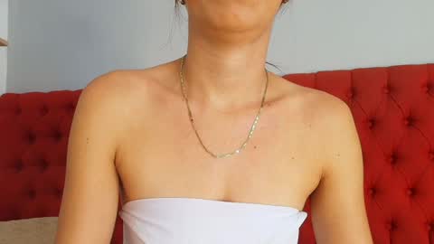 Snapshot of alix_rada chatting on 05-21-26, 07:10 Ali online show from 05-21-26, 07:10