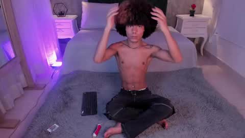  Alexis Etereo  online show from 04-16-26, 07:36