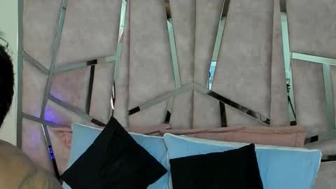 alix online show from 10-10-25, 11:26