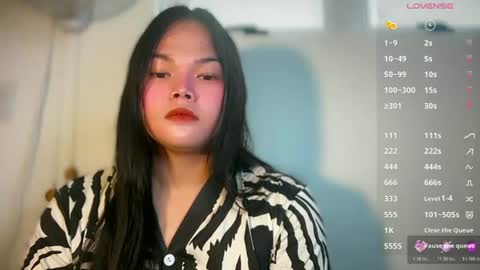 A CUTE GIRL NAME ALIYAH online show from 06-30-26, 02:56