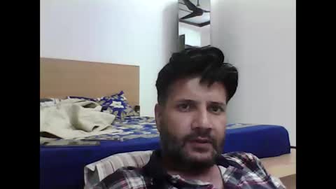 Snapshot of aliyakhan1976 chatting on 11-14-25, 03:44 aliyakhan1976 online show from 11-14-25, 03:44