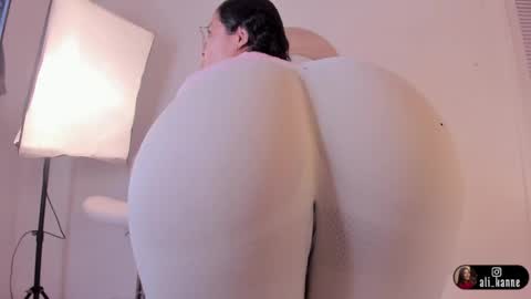 alizza_ online show from 06-09-26, 11:44