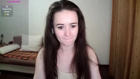 Snapshot of alkh_amare chatting on 02-17-25, 12:48 Amare online show from 02-17-25, 12:48