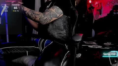   online show from 11-22-25, 05:56