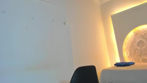 Allanna online show from 12-09-24, 03:33