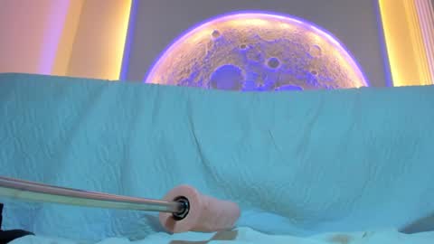 Allanna online show from 12-14-24, 05:47