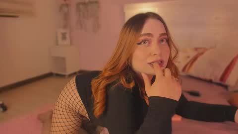 Laura online show from 03-20-26, 06:51