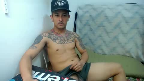 Snapshot of allen_69xx chatting on 03-03-25, 07:28 allen online show from 03-03-25, 07:28