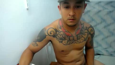 Snapshot of allen_69xx chatting on 10-12-25, 10:58 allen online show from 10-12-25, 10:58