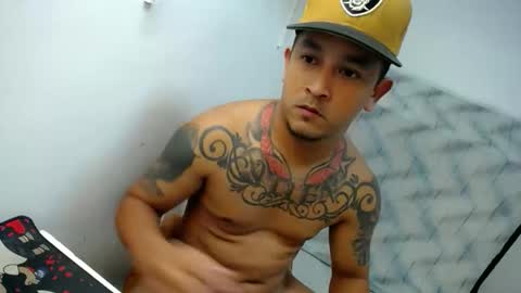 Snapshot of allen_69xx chatting on 10-19-25, 02:29 allen online show from 10-19-25, 02:29