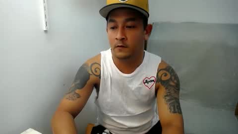 Snapshot of allen_69xx chatting on 11-01-25, 06:32 allen online show from 11-01-25, 06:32