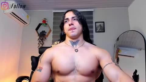 independent model 3 online show from 10-29-25, 02:14