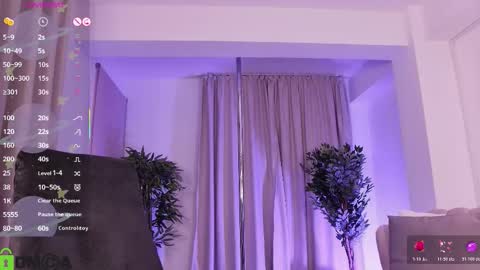 Snapshot of allenamoon chatting on 11-27-25, 10:01 Allena online show from 11-27-25, 10:01