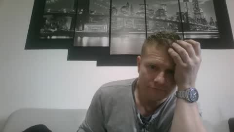 alles594462 online show from 02-01-26, 08:24