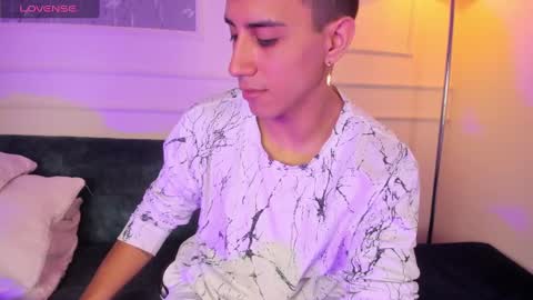 Snapshot of allexcano chatting on 12-06-24, 08:07 Allex online show from 12-06-24, 08:07