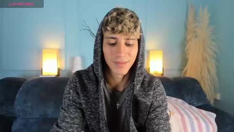 Snapshot of allexcano chatting on 03-04-25, 03:44 Allex online show from 03-04-25, 03:44