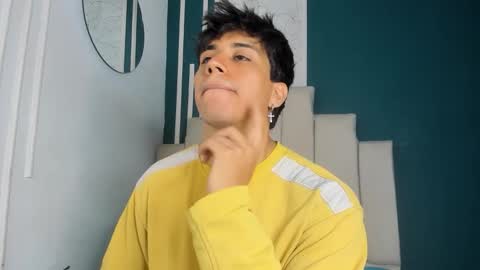 Snapshot of allexcano chatting on 11-09-25, 05:28 Allex online show from 11-09-25, 05:28