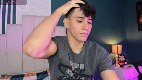 Snapshot of allexcano chatting on 12-01-25, 06:35 Allex online show from 12-01-25, 06:35