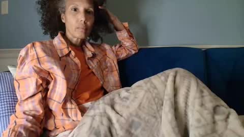 wishlist on bio online show from 04-05-26, 01:47