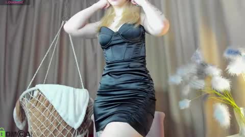 alli_aster online show from 03-22-26, 01:20