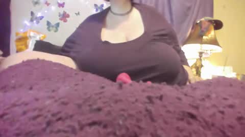 Snapshot of alli_kat78 chatting on 02-04-25, 12:33 Alli Kat online show from 02-04-25, 12:33