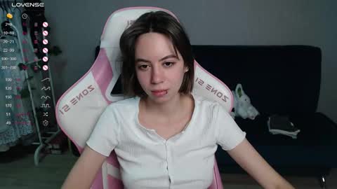 alice online show from 10-16-25, 01:06