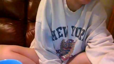 alliebearx online show from 11-15-25, 05:38