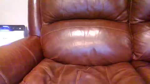 alliebearx online show from 03-05-26, 04:25