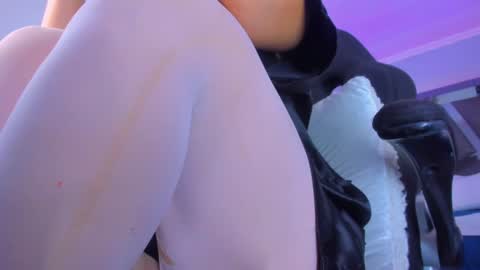 Snapshot of allijadid chatting on 01-23-25, 01:45 online show from 01-23-25, 01:45