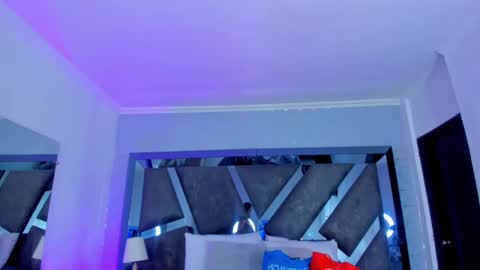 Snapshot of allijadid chatting on 03-03-25, 10:17 online show from 03-03-25, 10:17