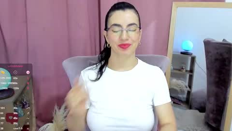 Snapshot of allison0724 chatting on 09-11-25, 05:57 online show from 09-11-25, 05:57