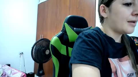 Snapshot of allison_baby_2416 chatting on 02-13-25, 03:56 Alisson online show from 02-13-25, 03:56