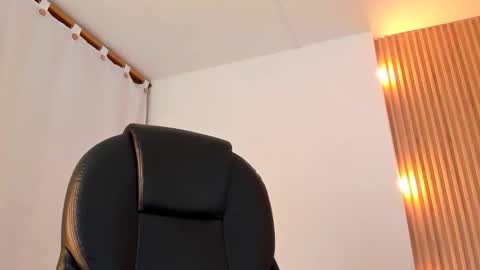 allison_fosther online show from 01-10-26, 04:58