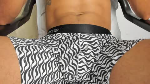 AllisonJustin online show from 01-26-25, 01:20