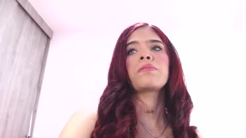 Salome  online show from 04-25-26, 07:22