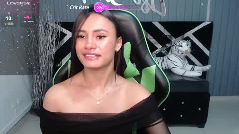 Snapshot of allisson_a chatting on 01-26-25, 06:28 Allisson online show from 01-26-25, 06:28