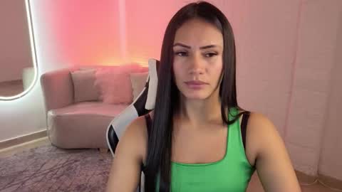 Snapshot of allisson_a chatting on 11-13-25, 03:27 Allisson online show from 11-13-25, 03:27