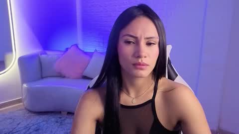 Snapshot of allisson_a chatting on 11-19-25, 03:28 Allisson online show from 11-19-25, 03:28