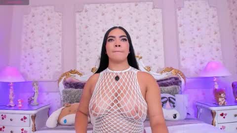 Snapshot of allissonjames chatting on 09-11-25, 10:59 Allisson online show from 09-11-25, 10:59