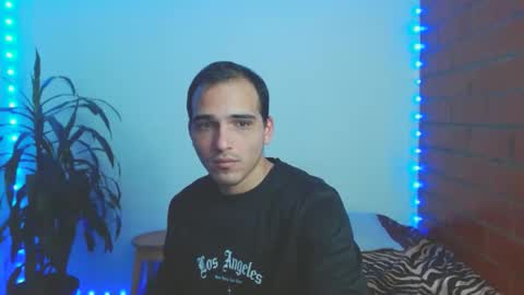 Snapshot of allmax_33 chatting on 11-02-25, 05:04 Max online show from 11-02-25, 05:04