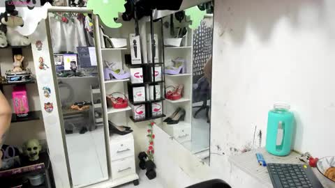 Snapshot of allsson_miller chatting on 10-09-25, 09:57 allsson_miller online show from 10-09-25, 09:57