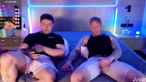 Snapshot of alltimehorny19 chatting on 11-30-25, 08:35 Justin online show from 11-30-25, 08:35